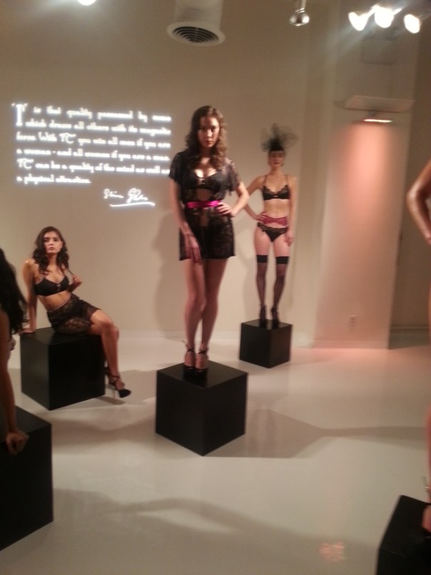 NEVAEH Old Hollywood Glamour @LINGERIEFW