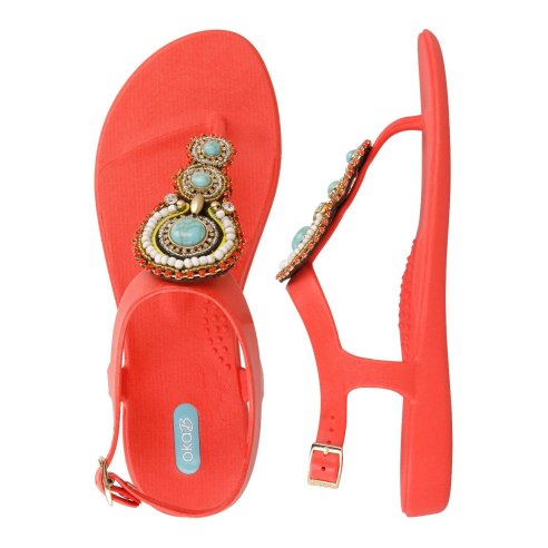 Mannie_Poppy_TS_2017_2048x2048