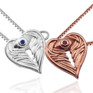 angeleyes_heart_necklace1_1024x10244999260638936533429.jpg